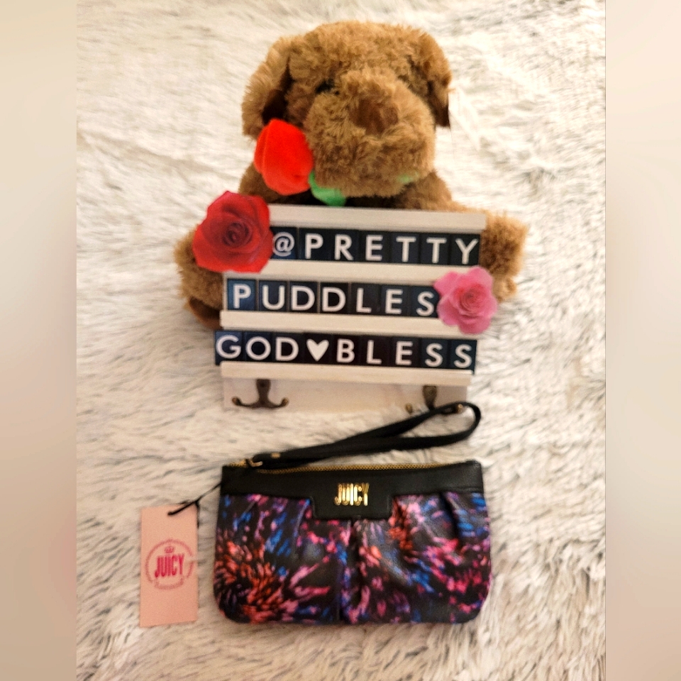 Juicy By Juicy Couture Wristlet